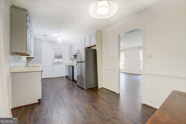 1828 Brandy Woods Drive SE, Conyers, GA 30013