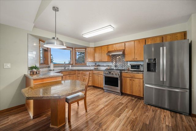 7710 E Columbia Dr, Spokane, WA 99212