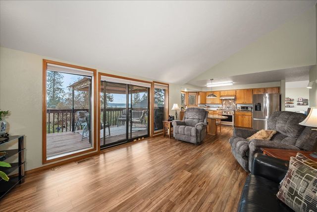 7710 E Columbia Dr, Spokane, WA 99212