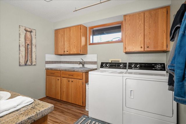 7710 E Columbia Dr, Spokane, WA 99212