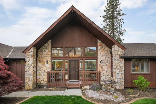 7710 E Columbia Dr, Spokane, WA 99212