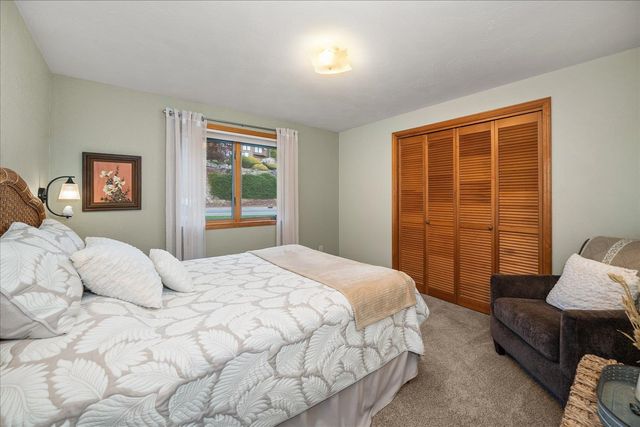 7710 E Columbia Dr, Spokane, WA 99212