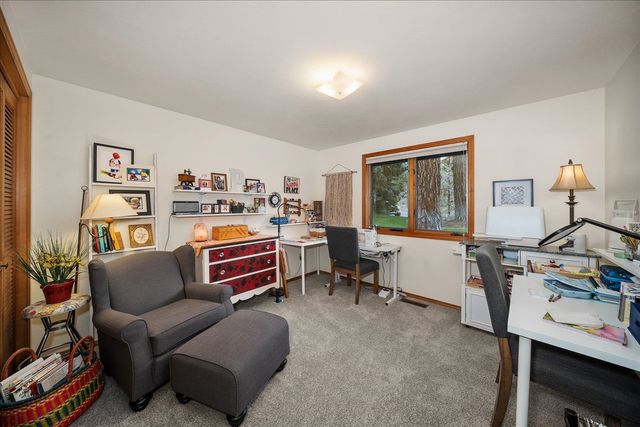 7710 E Columbia Dr, Spokane, WA 99212