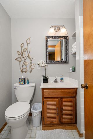 7710 E Columbia Dr, Spokane, WA 99212