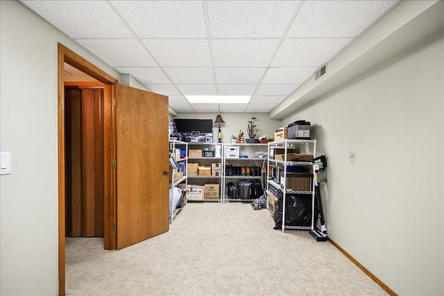 7710 E Columbia Dr, Spokane, WA 99212