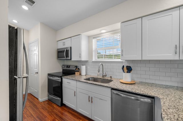 110 W Rockford Drive A9, Branson, MO 65616