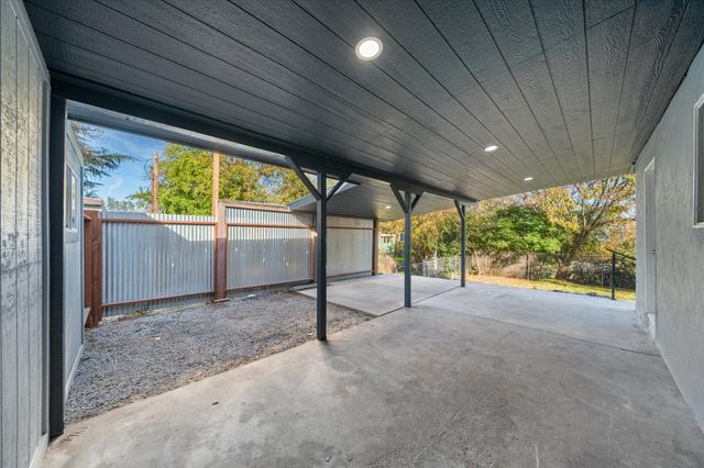 12113 Shaver Lane, Redding, CA 96003