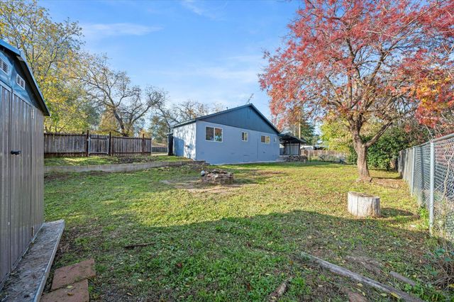 12113 Shaver Lane, Redding, CA 96003