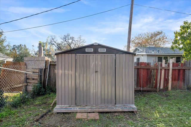 12113 Shaver Lane, Redding, CA 96003