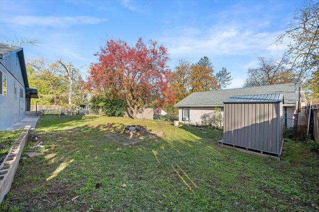 12113 Shaver Lane, Redding, CA 96003