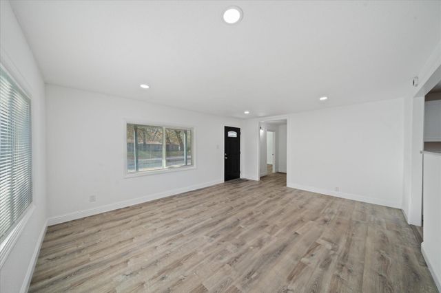 12113 Shaver Lane, Redding, CA 96003