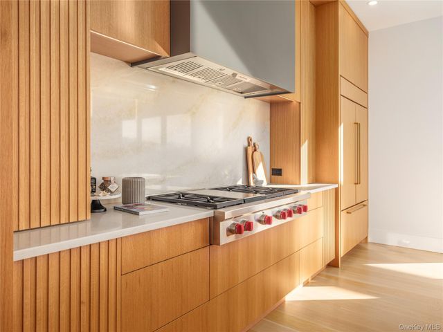 19620 Soundview Avenue, Southold, NY 11971