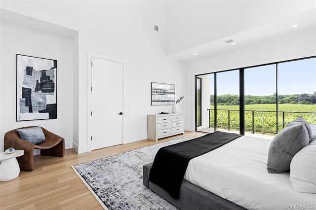 19620 Soundview Avenue, Southold, NY 11971