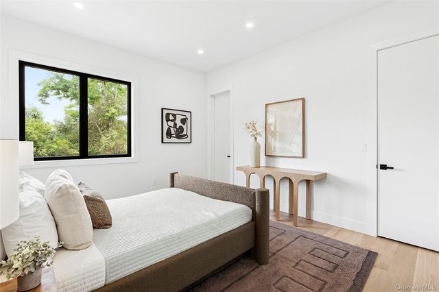 19620 Soundview Avenue, Southold, NY 11971