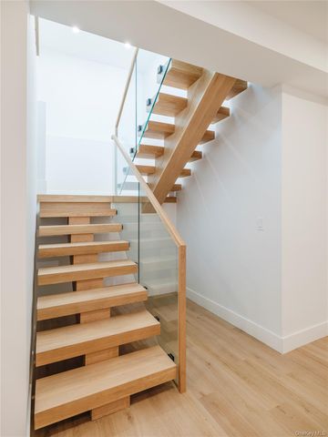 19620 Soundview Avenue, Southold, NY 11971