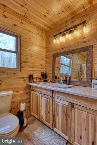 131 UPPER SPRINGS LN, Woodstock, VA 22664