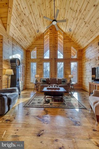 131 UPPER SPRINGS LN, Woodstock, VA 22664