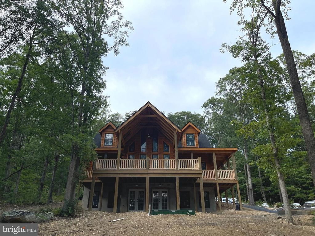 131 UPPER SPRINGS LN, Woodstock, VA 22664