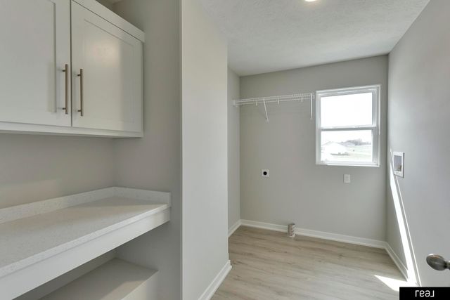 4406 Barksdale Drive, Bellevue, NE 68123