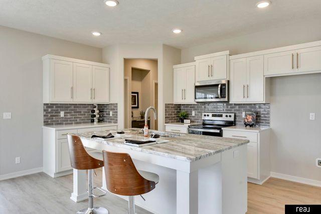 4406 Barksdale Drive, Bellevue, NE 68123