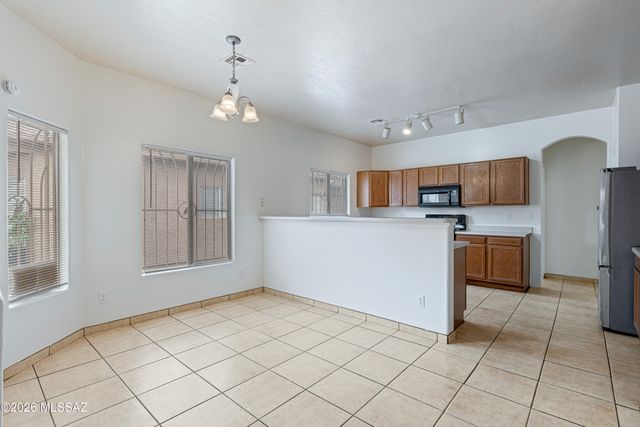 6654 S Luxor Way, Tucson, AZ 85746