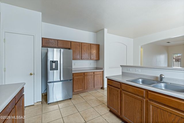 6654 S Luxor Way, Tucson, AZ 85746