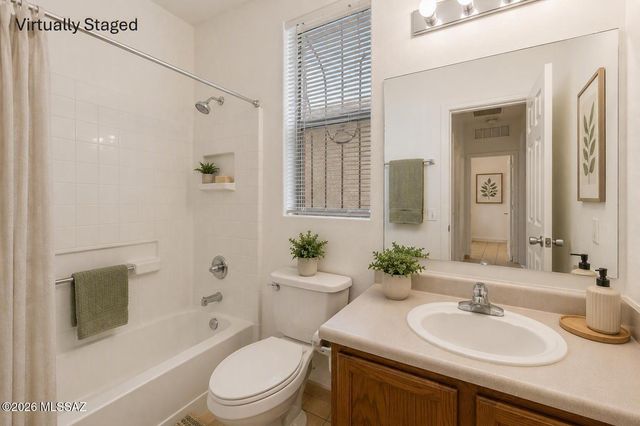 6654 S Luxor Way, Tucson, AZ 85746