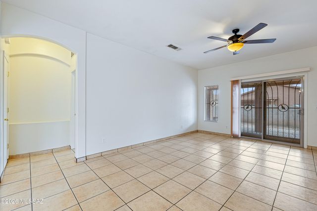 6654 S Luxor Way, Tucson, AZ 85746