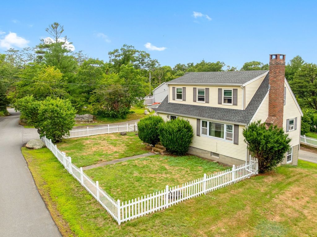 54 Stockholm Avenue, Rockport, MA 01966