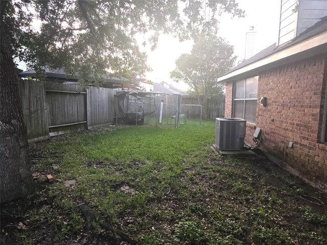 12030 Parkers Hideaway Drive, Houston, TX 77089