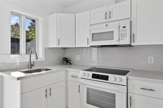 7320 S Waterway Dr A, Miami, FL 33155