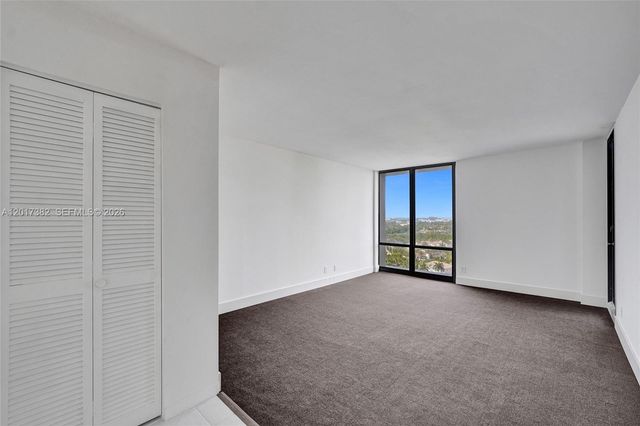 1600 S Ocean Drive 16B, Hollywood, FL 33019