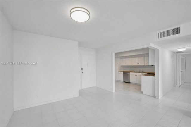 1600 S Ocean Drive 16B, Hollywood, FL 33019
