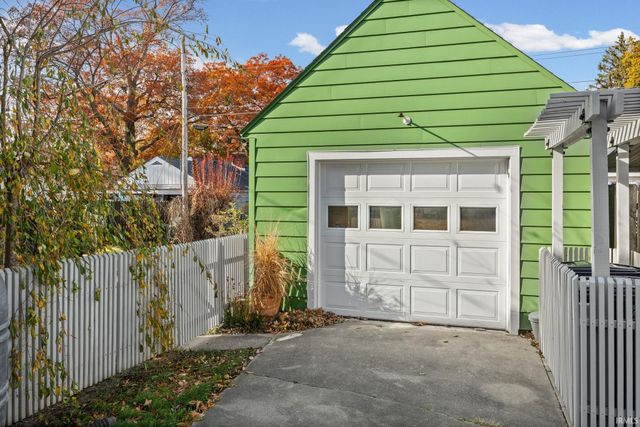 1334 El Prado Avenue, Lafayette, IN 47905