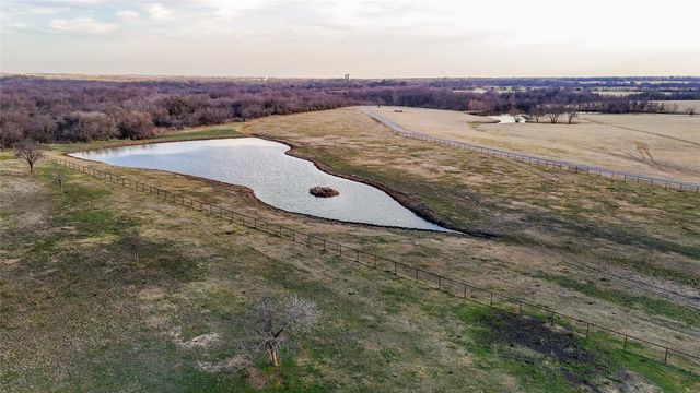 5165 Hartlee Field Road, Denton, TX 76208