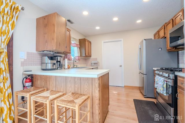 63 Carlisle Court, Old Bridge, NJ 08857