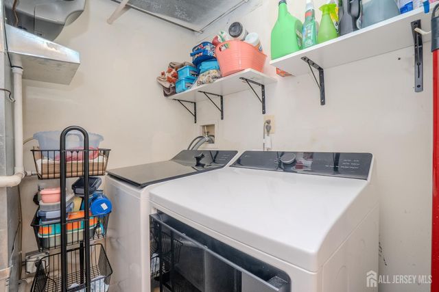 63 Carlisle Court, Old Bridge, NJ 08857