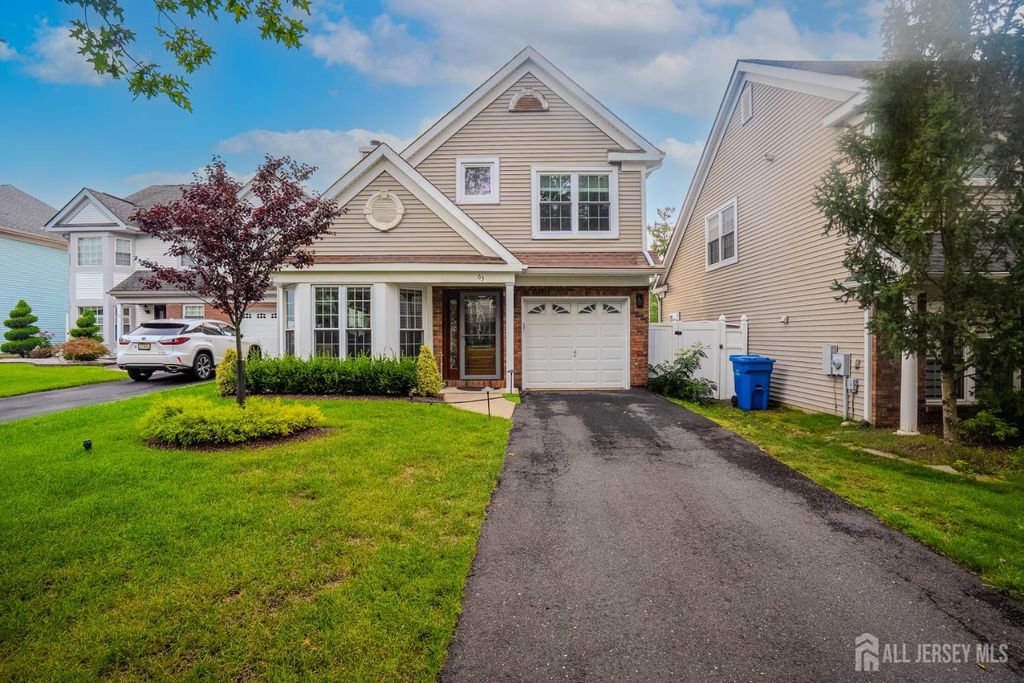 63 Carlisle Court, Old Bridge, NJ 08857