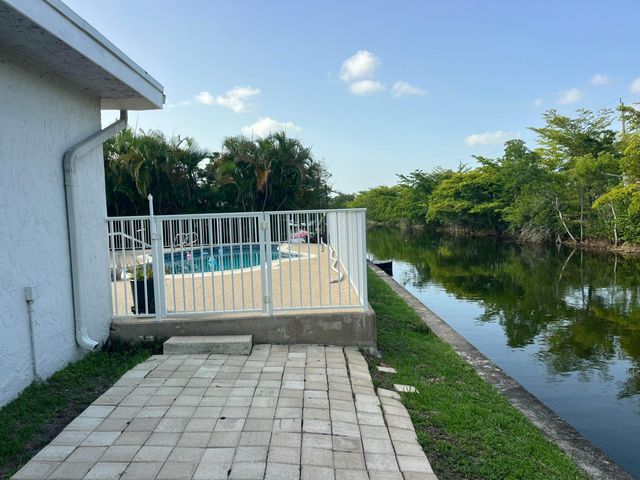 4804 MANGO Drive, Tamarac, FL 33319