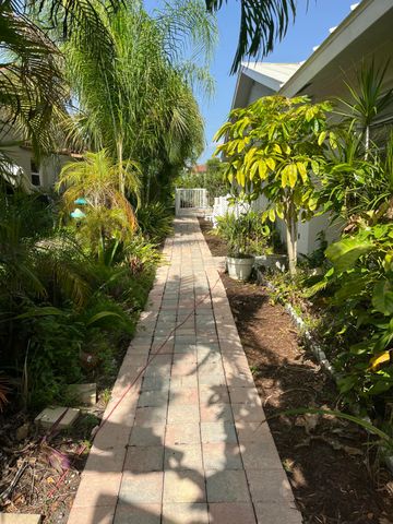 4804 MANGO Drive, Tamarac, FL 33319