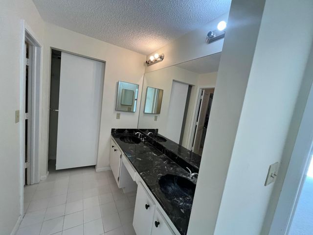 4804 MANGO Drive, Tamarac, FL 33319