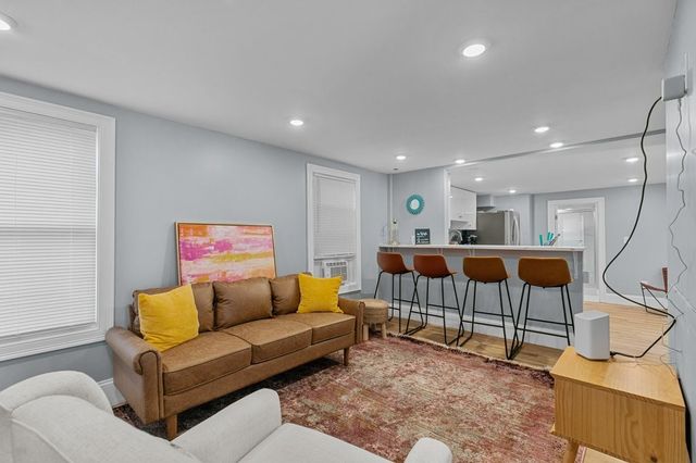 382 Spring Street 1, Newport, RI 02840