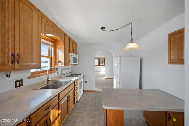 12928 State Route 109, Delta, OH 43515