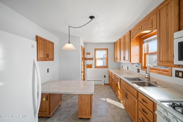 12928 State Route 109, Delta, OH 43515