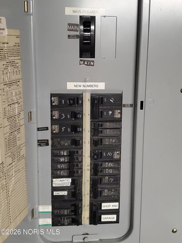 12928 State Route 109, Delta, OH 43515