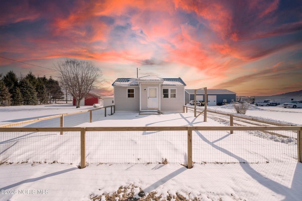 12928 State Route 109, Delta, OH 43515