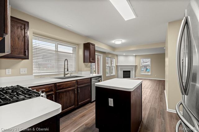 3571 Brooklyn Drive, Canton, MI 48188