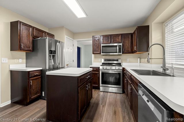 3571 Brooklyn Drive, Canton, MI 48188