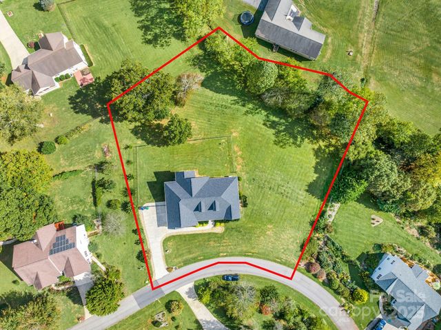 81 Double Brook Drive, Weaverville, NC 28787