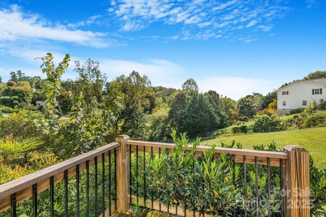 81 Double Brook Drive, Weaverville, NC 28787